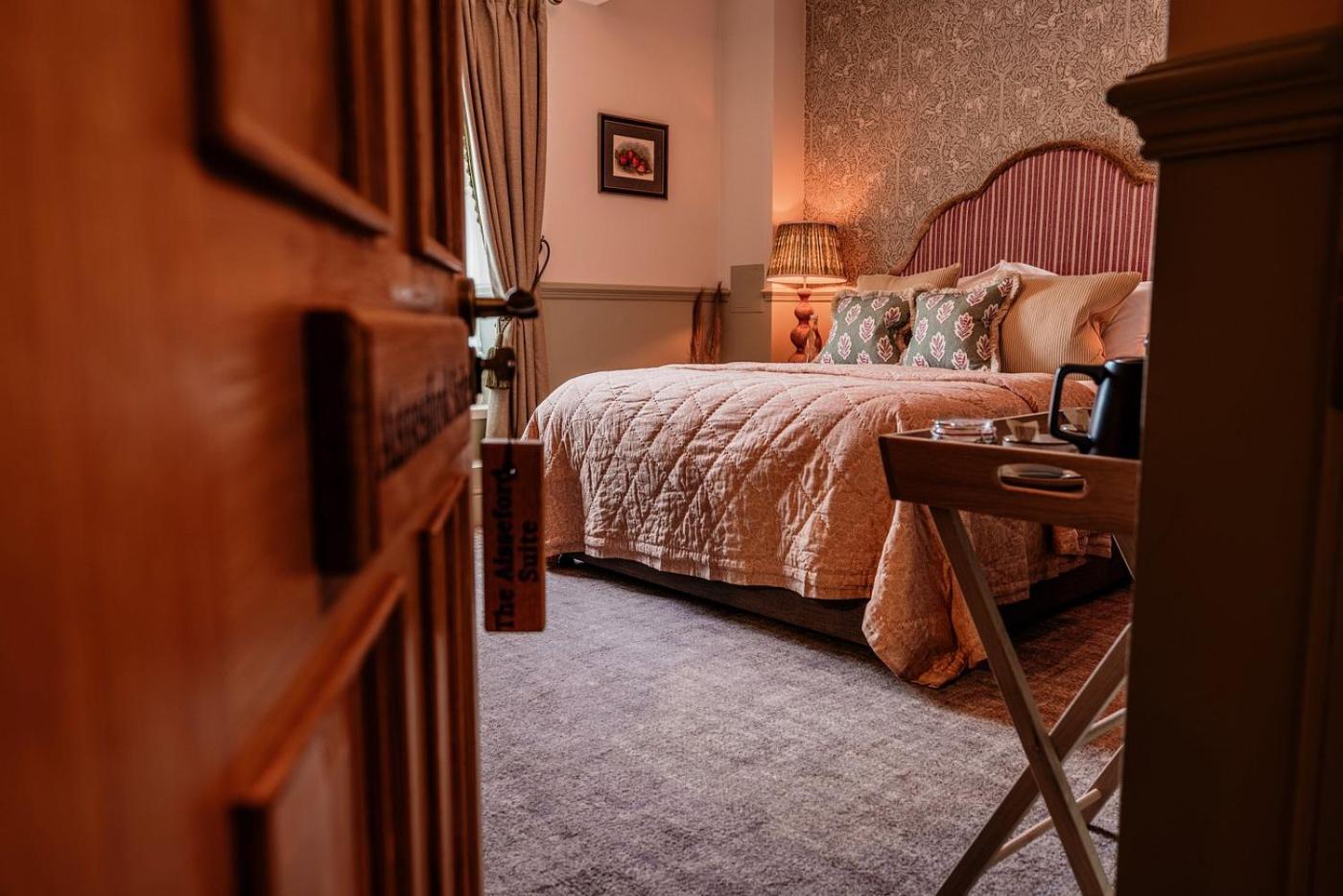 Hotel The Ashford Arms Extérieur photo