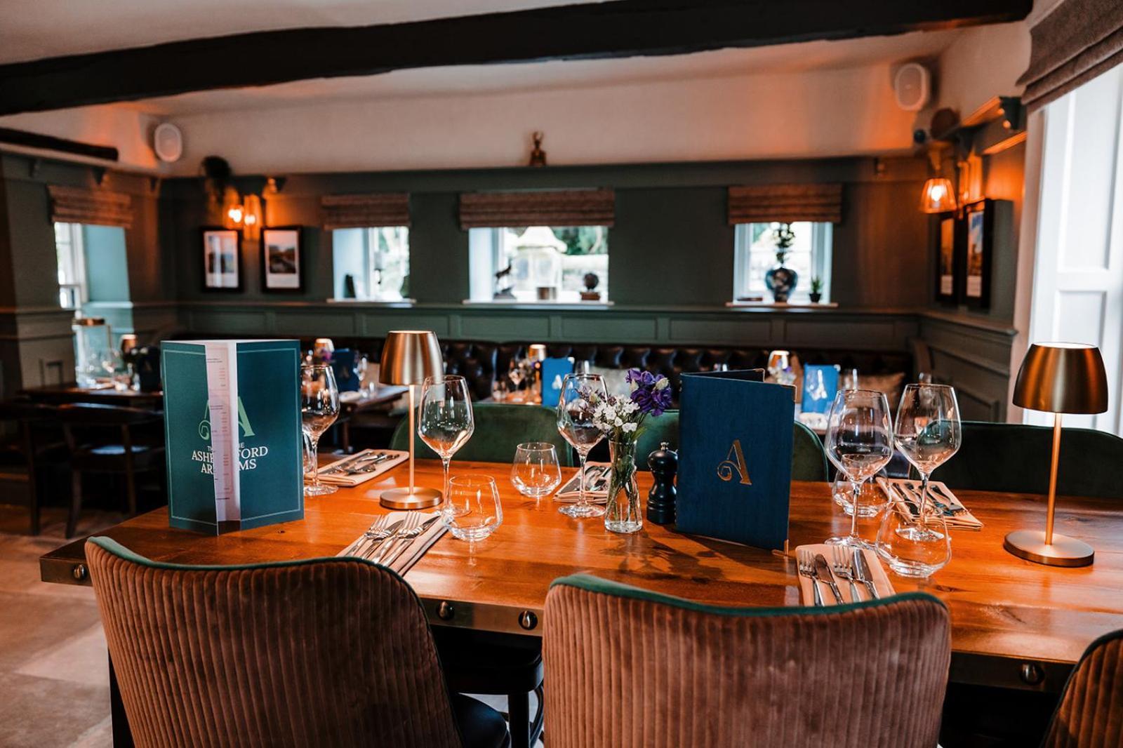 Hotel The Ashford Arms Extérieur photo