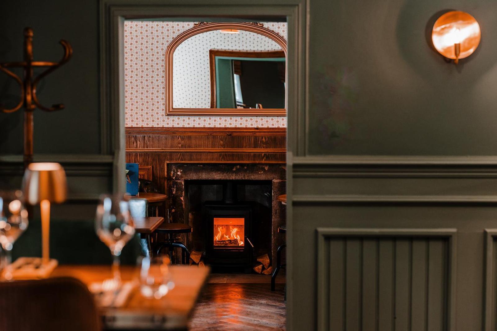 Hotel The Ashford Arms Extérieur photo